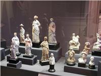 متحف الآثار بالإسكندرية يستضيف معرض «مقاصير الأفق المقدس» 