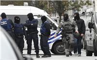 الشرطة البلجيكية تطوق منطقة سكنية في بروكسل للاشتباه بوجود مسلح