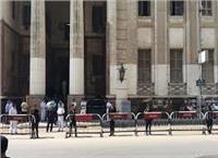 حجز محاكمة 35 من حملة الماجستير في اتهامهم بالتظاهر 