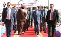 الرئيس السيسي يودع ولي العهد السعودي