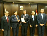 وزير التعليم العالي يشهد توقيع اتفاقية تعاون بين جامعتي بيروت والإسكندرية