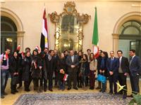 مصر تنتخب| شباب إيطاليا يشاركون المصريين فرحتهم في مقر السفارة بروما 