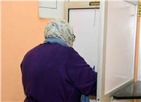 مصر تنتخب| العيادة المتنقلة تسعف سيدة في الإسكندرية