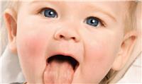 «صحة طفلك».. أسباب تقرحات الفم وطرق علاجها