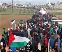 الفلسطينيون يشاركون في جمعة «لن تمر المؤامرة على حقوق اللاجئين»