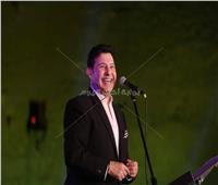 صور| أمير الغناء العربي وشباب الصين نجوم افتتاح مهرجان القلعة 