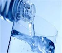 استشاري أطفال ينصح بالإكثار من شرب الماء في الصيف