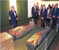 «وزير الآثار» متحف سوهاج يضم تماثيل وقطع أثرية لملوك الأسرتين الأولى والثانية