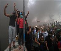محتجون يقتحمون القنصلية الإيرانية في مدينة البصرة العراقية