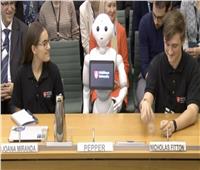 شاهد.. «استجواب روبوت» أمام مجلس العموم في بريطانيا
