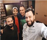 الموزع أحمد عادل ينتهي من تسجيل تتر برنامج "كنوز"