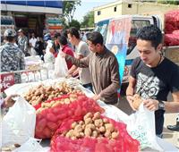 «الداخلية» تضخ 45 طن بطاطس في منطقة وسط البلد بأسعار مخفضة