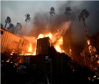 حرائق كاليفورنيا تدفع نجوم هوليوود للهروب من منازلهم