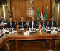 «عباس» يشهد اجتماع مجلس جامعة المنوفية