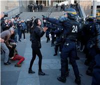 فيديو|اشتباكات بين الشرطة الفرنسية ومحتجين..واعتقال العشرات