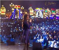 إليسا تتألق بـ«الأزرق» في دبي.. وتوجه رسالة لجمهورها