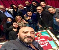 صور| «هنيدي» يحتفل بعيد ميلاده مع جمهور «3 أيام فى الساحل»