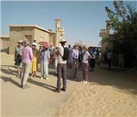 وفد سياحي مُتعدد الجنسيات يزور المنطقة الأثرية بمحافظة المنيا