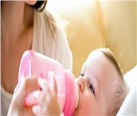 دراسة أسترالية: اللبن الصناعي يعرض الرضع للإصابة بـخطر «السمنة»