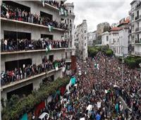 رويترز: عشرات الآلاف يشاركون في احتجاجات مناهضة لبوتفليقة بالجزائر