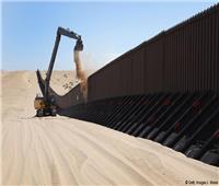 مليار دولار من البنتاجون الأمريكي لتمويل بناء الجدار مع المكسيك