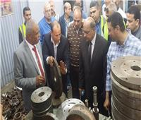 صور| رئيس مصر للطيران للخدمات الأرضية يلتقي العاملين ويتفقد أعمال التصنيع 
