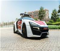 شاهد| سيارة «ليكان» الرياضية الاندر في العالم تنضم لشرطة أبو ظبي