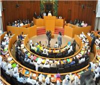البرلمان السنغالي يبدأ مناقشة تعديل دستوري يلغي منصب رئيس الوزراء