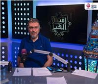 عمرو الليثي يهدي مشروع خياطة لأول متصلة ببرنامجه الإذاعي 