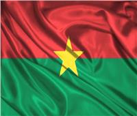 رهائن يقدمون التعازي في جنديين فرنسيين قُتلا خلال تحريرهم في بوركينا فاسو