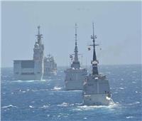 القوات البحرية المصرية والفرنسية تنفذان تدريبا بحريا عابرا بنطاق البحر المتوسط