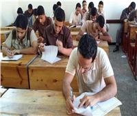 طلاب ٨ كليات بكفر الشيخ يؤدون الامتحانات رغم الحر الشديد