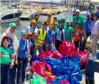 متطوعون ينجحون في تنقية النيل من 2 طن نفايات بلاستيكية