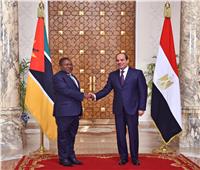 تفاصيل استقبال «السيسي» لرئيس موزمبيق بقصر الاتحادية
