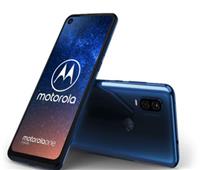 فيديو| موتورولا تكشف عن هاتفها « Motorola P50»