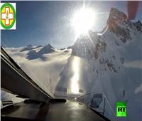 فيديو| لحظة اصطدام مروحية بطائرة سياحية في الجو