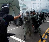 شرطة هونج كونج تطلق الغاز المسيل للدموع على محتجين