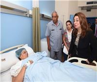 صور| تفاصيل زيارة وزيرة التضامن لـ ضحايا حادث معهد الأورام