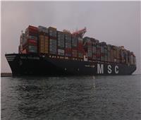 صور| عبور أكبر سفينة حاويات بالعالم  في أول رحلة لها عبر قناة السويس الجديدة 