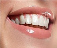5 طرق طبيعية ومنزلية بسيطة لتبييض الأسنان