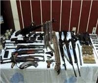 ضبط عصابة عائلية لتصنيع الأسلحة بقرية بالشرقية