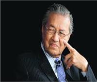 رئيس الوزراء الماليزي يدعو لتعزيز التعاون بين "الآسيان"