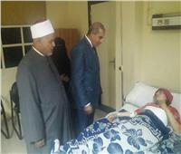 المحرصاوي والأمير يزوران طالبة بمستشفى دار الشفاء ويطالبان بسرعة ضبط الجاني