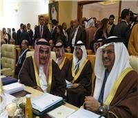 وزيرا خارجية البحرين والإمارات يصلان القاهرة لحضور اجتماع وزراء الخارجية العرب