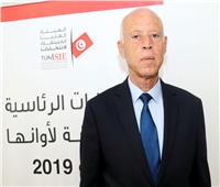 انتخابات تونس| يرى السلطة «بلاء وابتلاء».. من هو قيس سعيد مرشح الإعادة؟ 