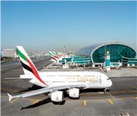 مطارات دبي: تحويل مسار رحلتين للاشتباه بنشاط طائرة مسيرة