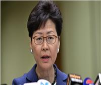 زعيمة هونج كونج: لا خطط لاستخدام صلاحيات الطوارئ