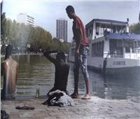 غدا.. عرض الوثائقي الفرنسي «باريس ستالينجراد» عن اللاجئين