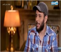 عمر الفيشاري: عرفت مرض والدي من الفنان كمال أبورية وأخفينا عنه لفترة