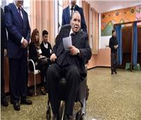 انتخابات الجزائر| بوتفليقة يدلي بصوته في الرئاسة بـ«الوكالة»